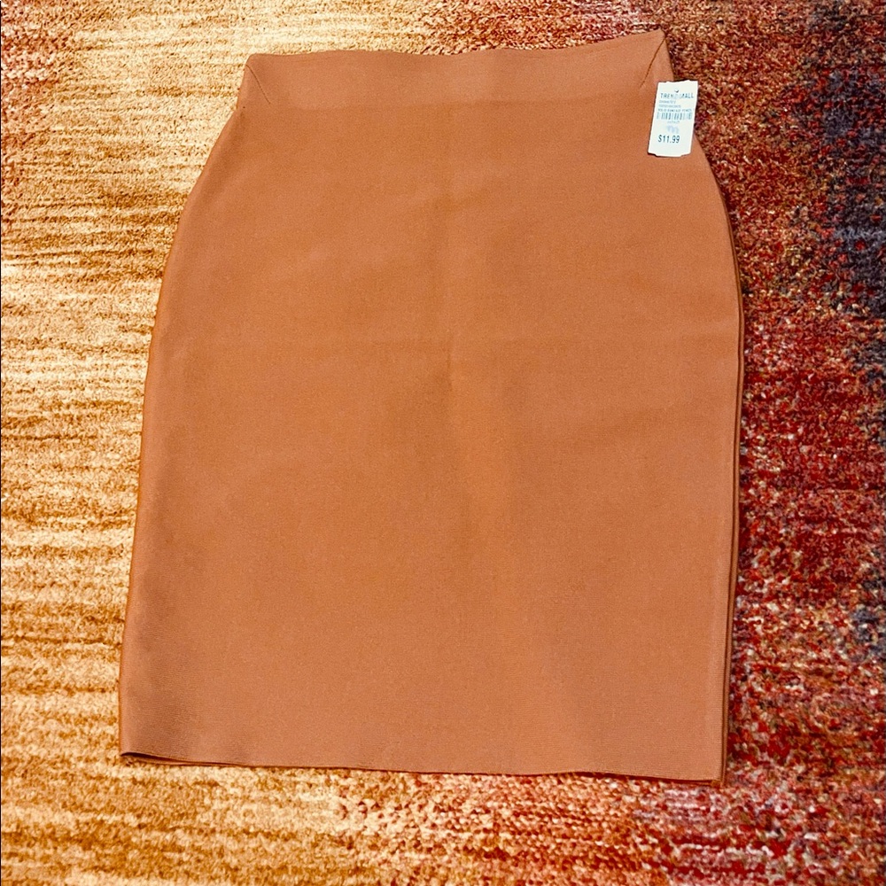 NWT - Solid Bandage Pencil Skirt